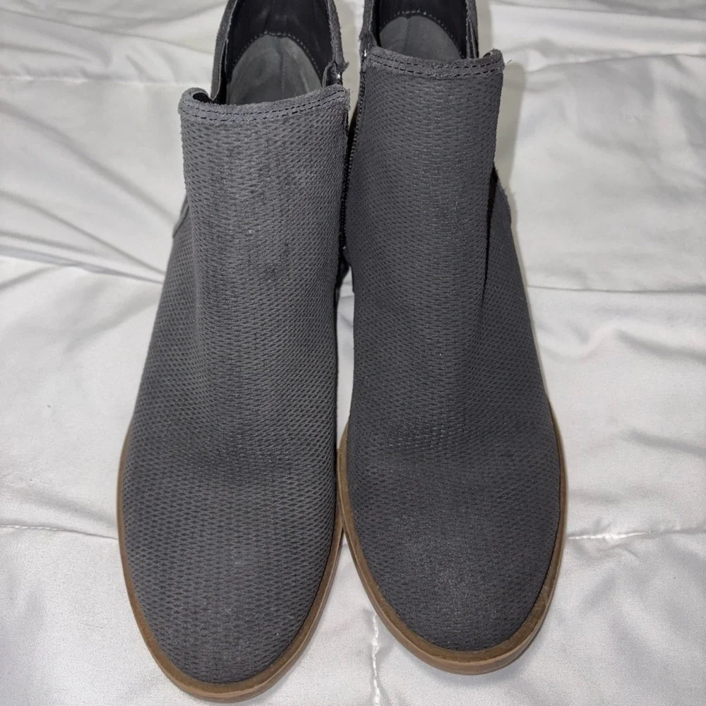 Kensie Gerona Leather Ankle Bootie Pointed Toe charcoal grey perforated size 7.5